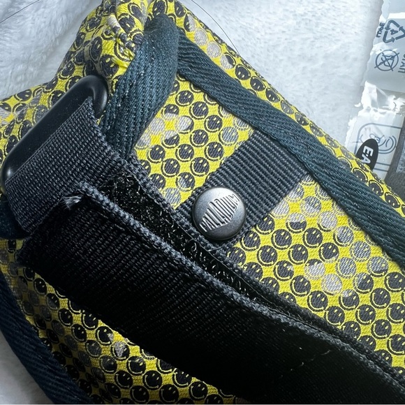 PALLADIUM PAMPA SMILEY FEST BAG BLAZING YELLOW - 5.5 - Picture 11 of 16